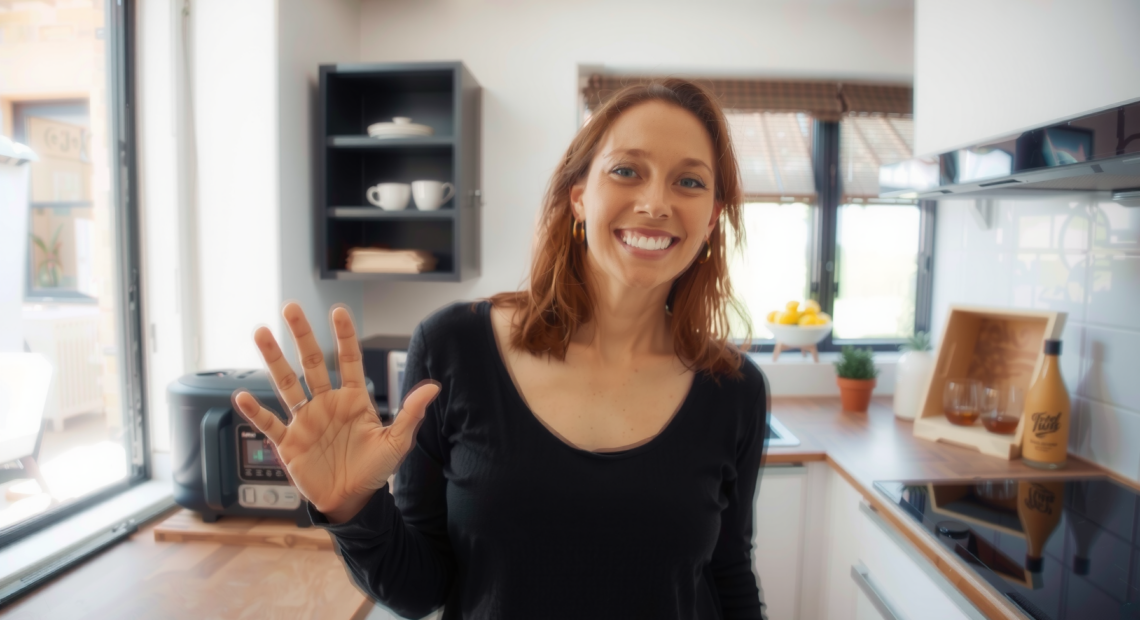 dual zone air fryer — lifestyle photo showing HoninJoy 12L Double Stack in use