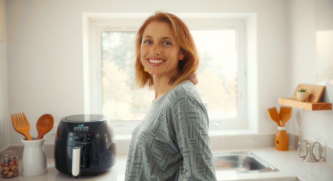 Bosch MAFD661B0G air fryer review — lifestyle photo showing Bosch Air Fryer Series in use